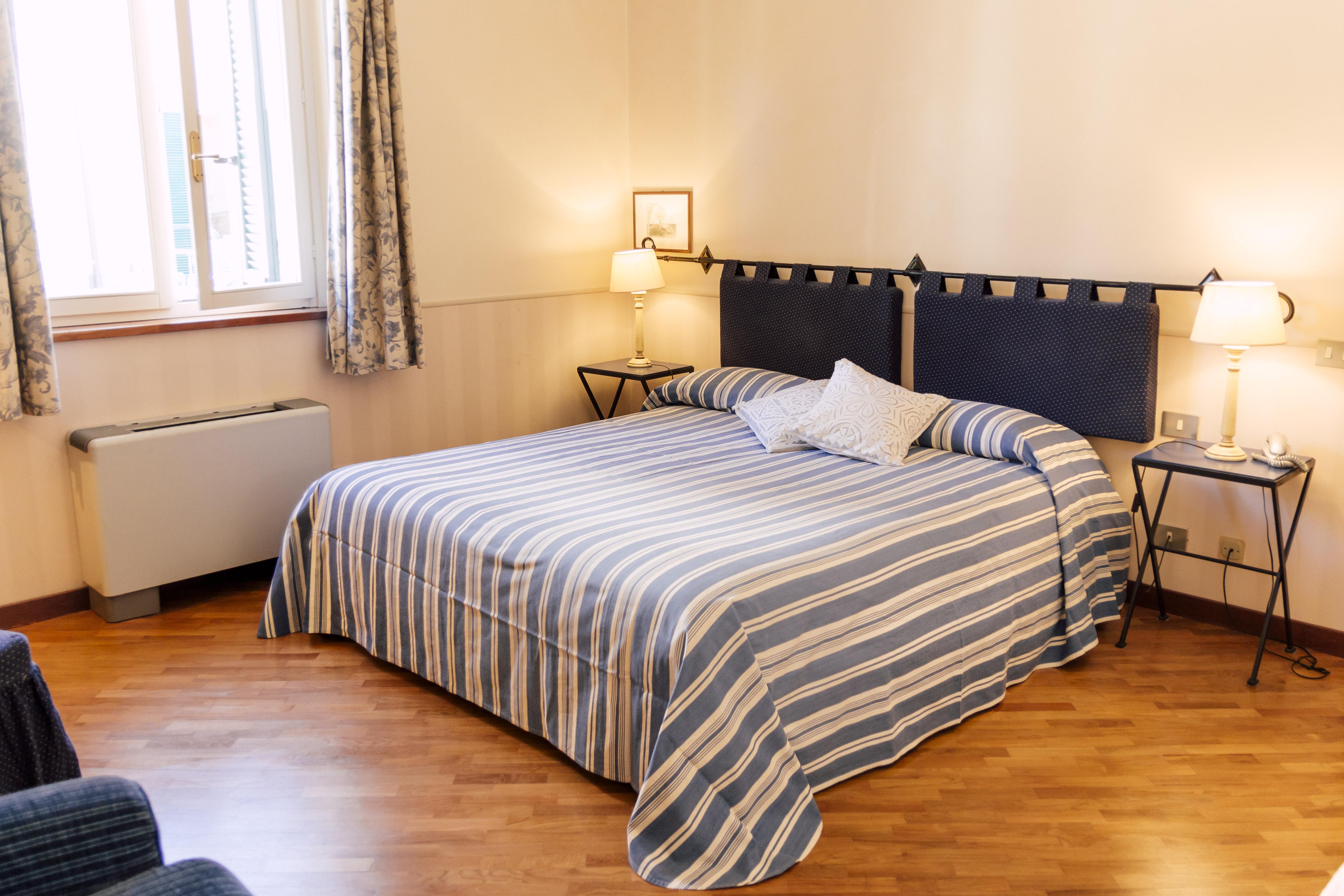 Hostellerie Du Golf Pecetto Bagian luar foto