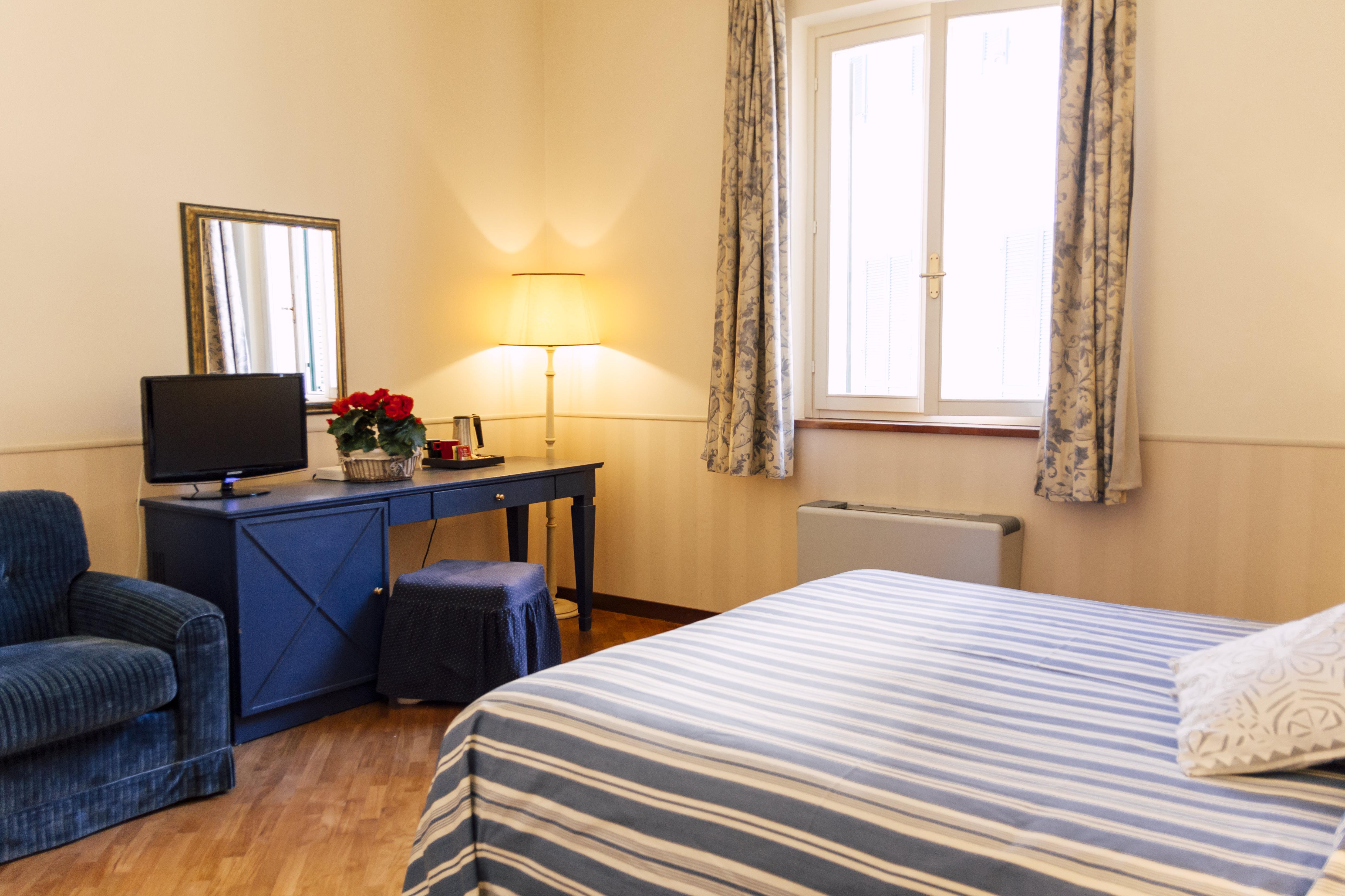 Hostellerie Du Golf Pecetto Bagian luar foto