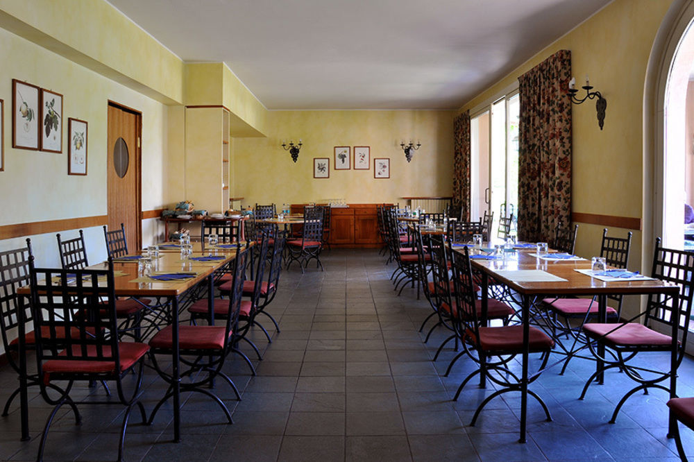 Hostellerie Du Golf Pecetto Bagian luar foto
