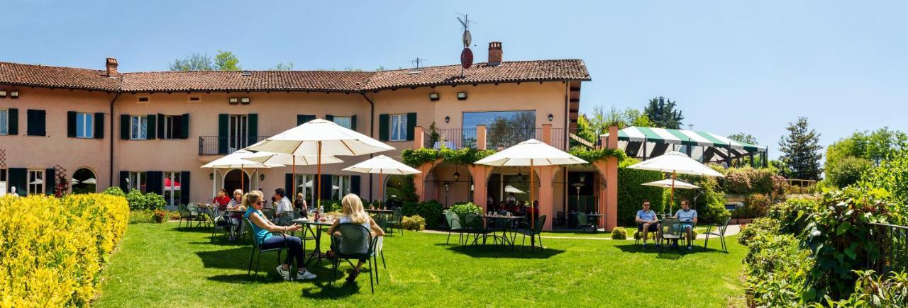 Hostellerie Du Golf Pecetto Bagian luar foto