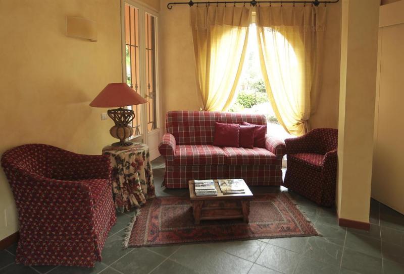 Hostellerie Du Golf Pecetto Bagian luar foto